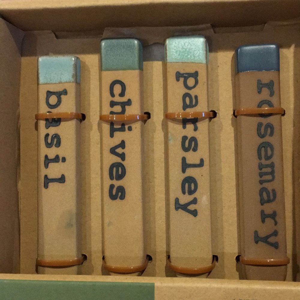 Smith & Hawken Ceramic Garden Herb Marker Boxed Set NWT Stoneware 6x6.5” - Picture 10 of 15